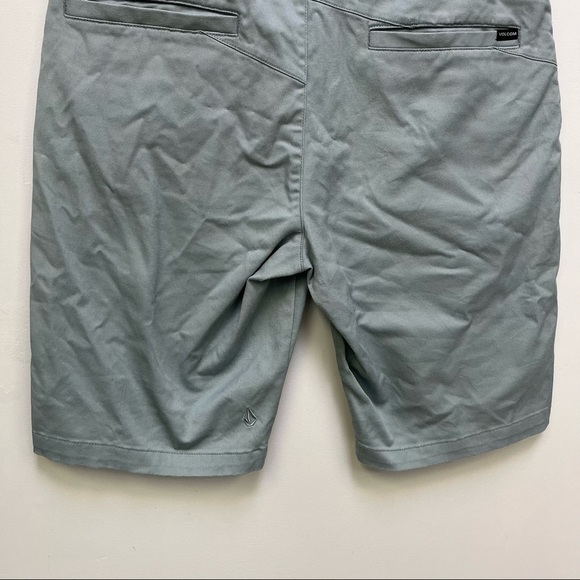 Volcom Shorts - Picture 10 of 11